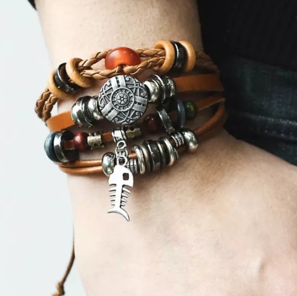 2 set of Vintage Pendent Leather Bracelet For Men - Picture 2 of 4